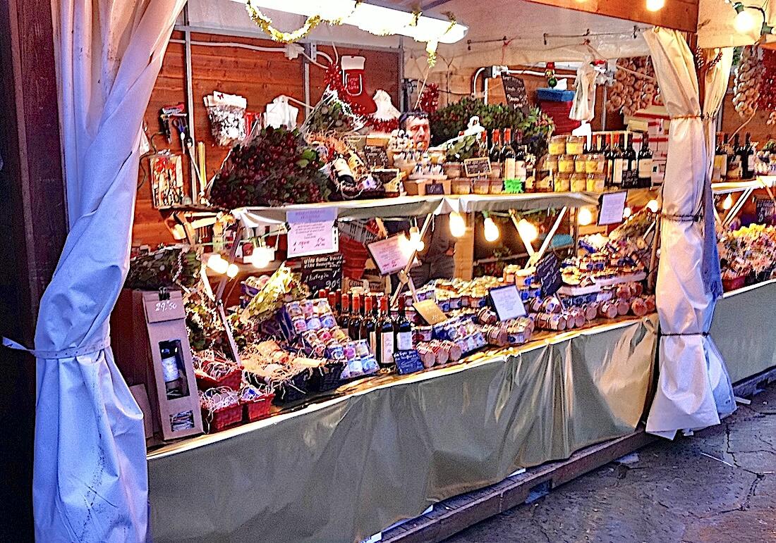 christmas-market-vendor.JPG