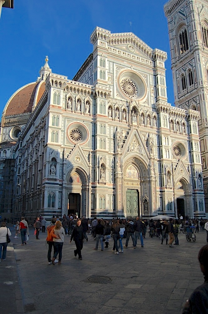 New pedestrian only areas in Florence piazza-duomo-pedonale.jpg